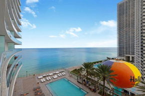 LUXURY AMENITIES 2 BR CORNER OCEAN VIEW BALCONY Beachfront Resort